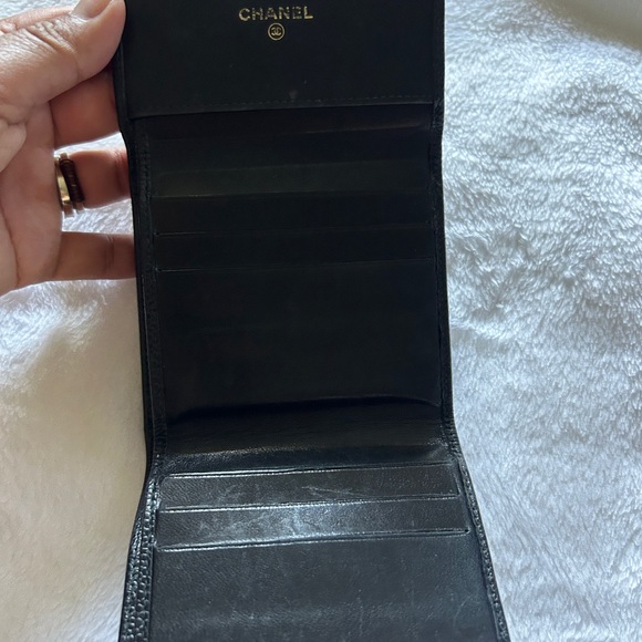 Chanel wallet good condition. With box π - Picture 2 of 13